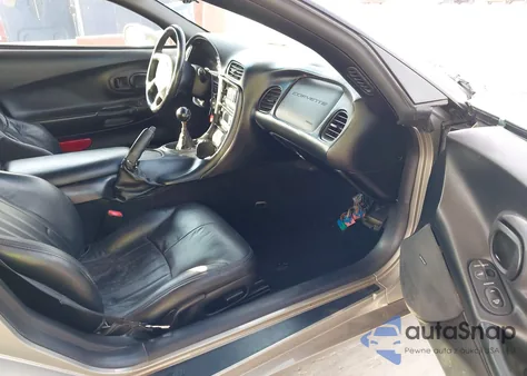 1998 Chevrolet Corvette из США, поврежденный, VIN 1G1YY32G0W5126404